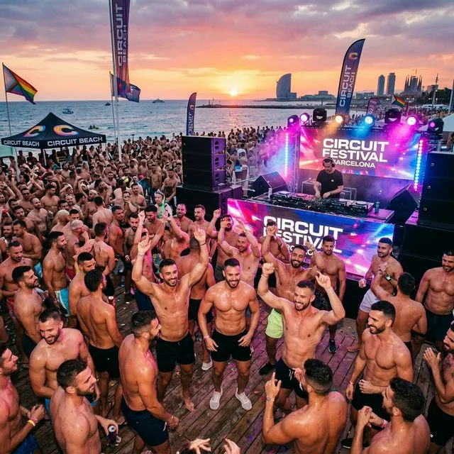 Circuit Festival Barcelona - massive pool party with thousands of gay men dancing